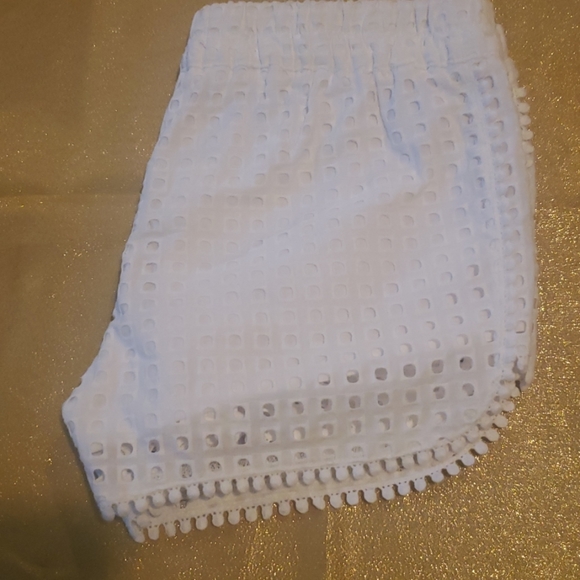 Lilly pulitzer for target xs shorts - Picture 4 of 5
